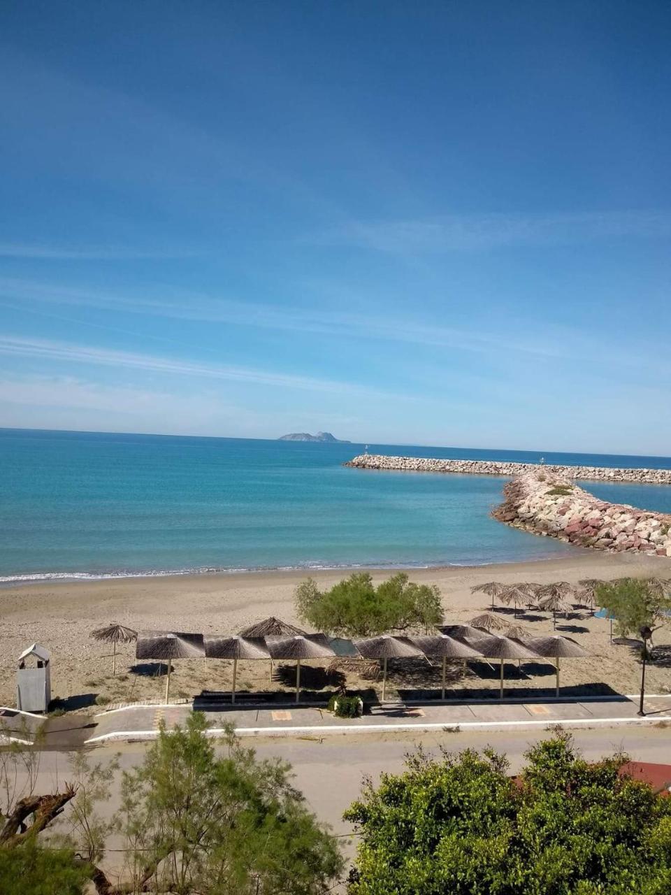 Golden Sun Apartment Kokkinos Pyrgos Exterior foto